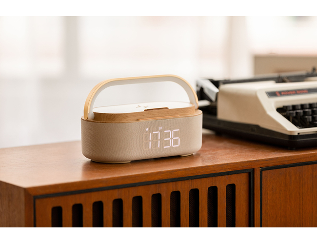 Bluetooth стерео-колонка "Smart Band" 10Вт (2х5Вт) с беспроводным (15W) ЗУ, лампой, часами, FM радио, бежевый