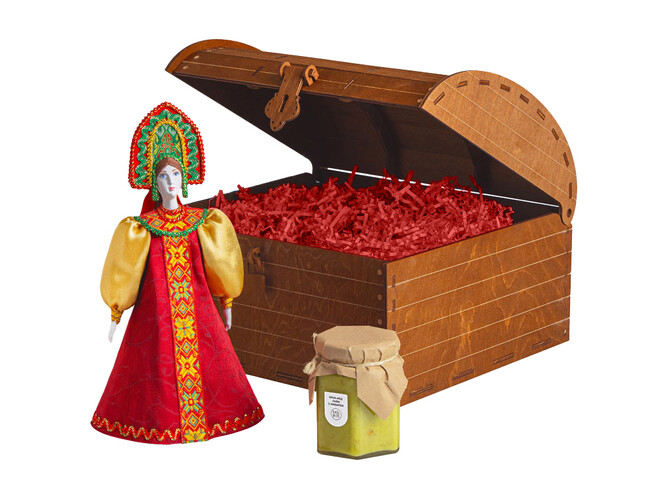 Подарочный набор: кукла фарфоровая, крем-мёд с лаймом и имбирем, красный